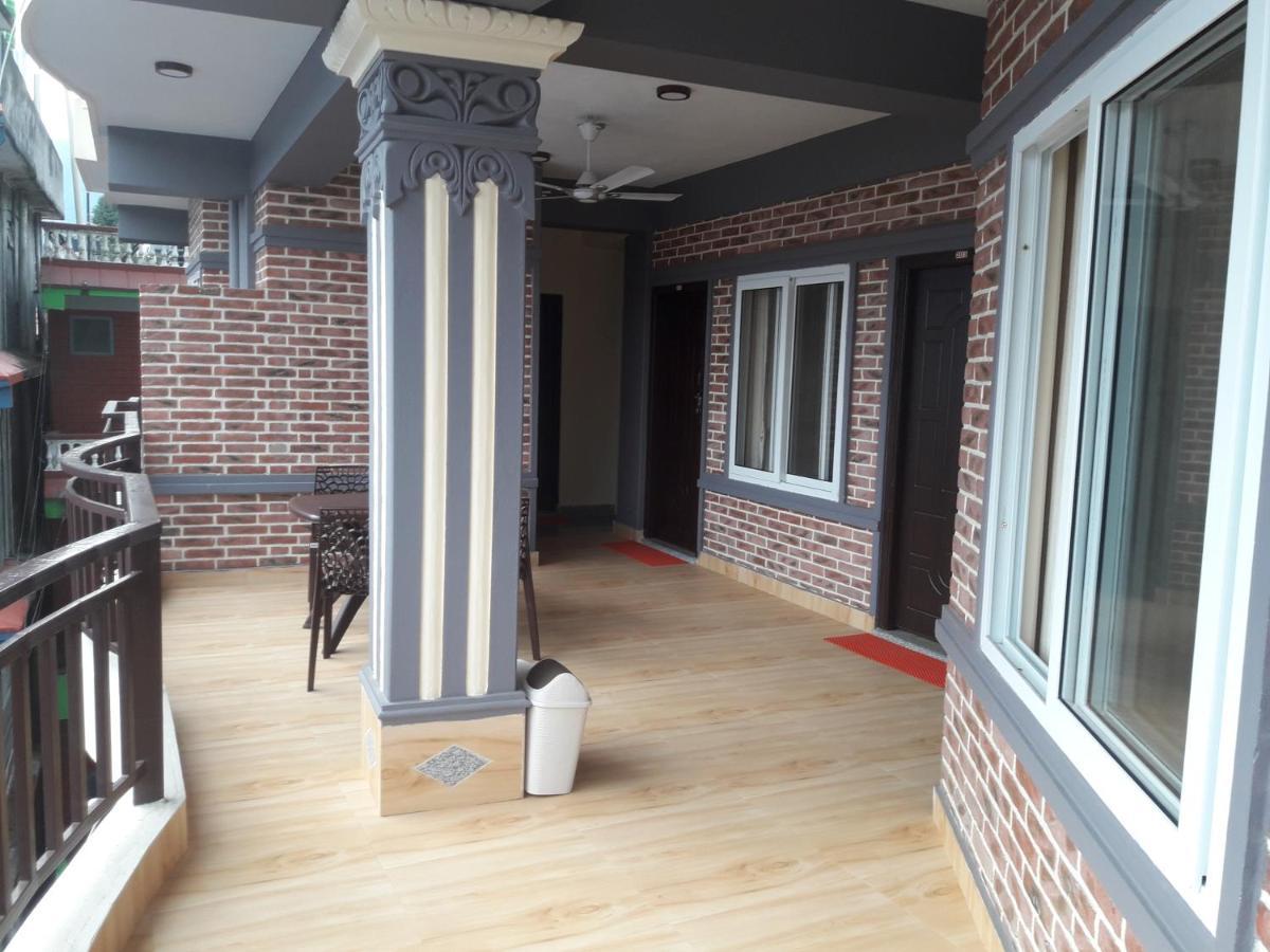 Beli Guest House Pokhara Eksteriør bilde