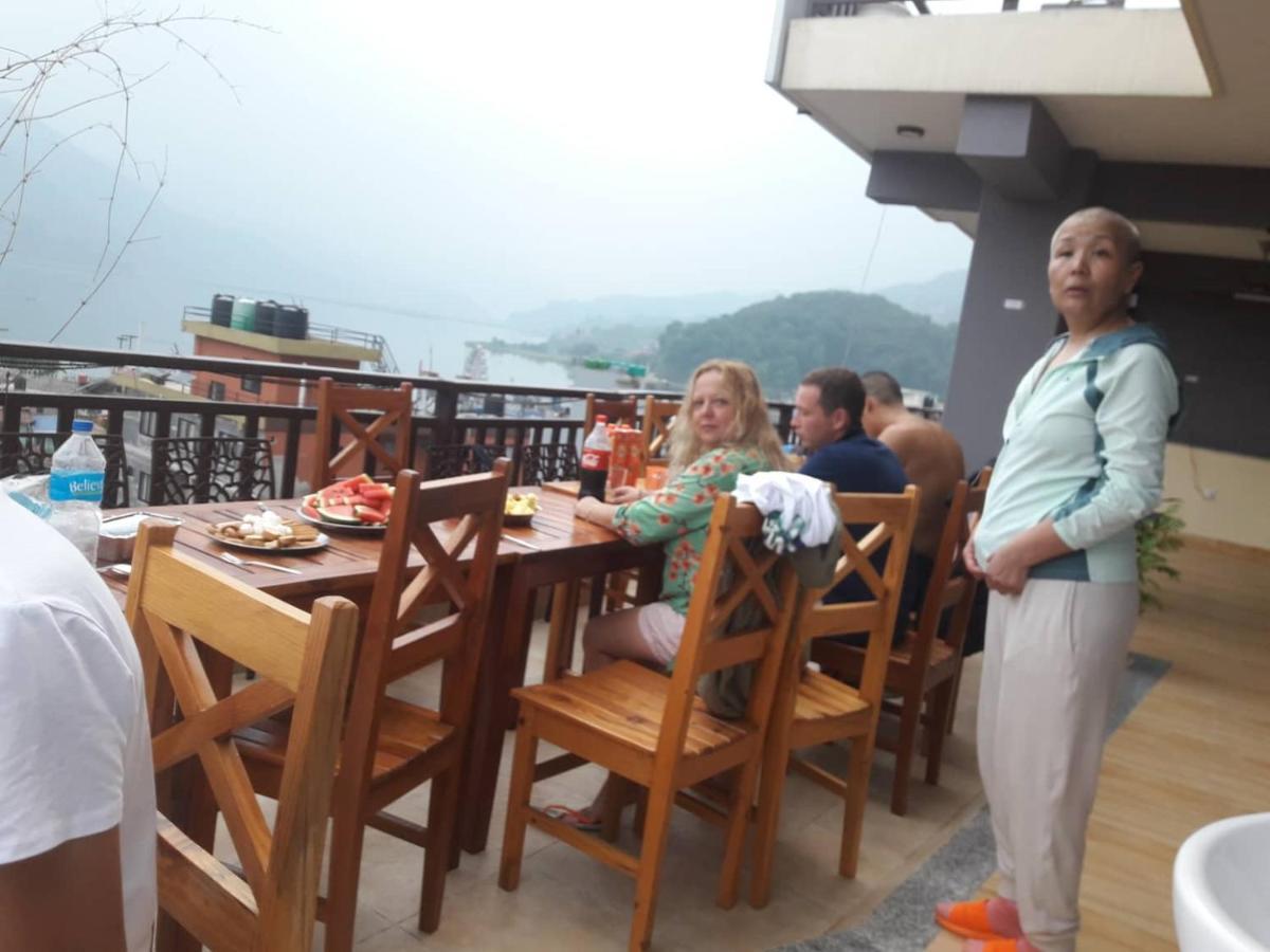 Beli Guest House Pokhara Eksteriør bilde