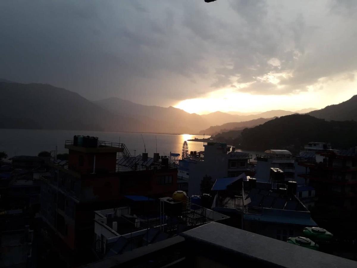 Beli Guest House Pokhara Eksteriør bilde